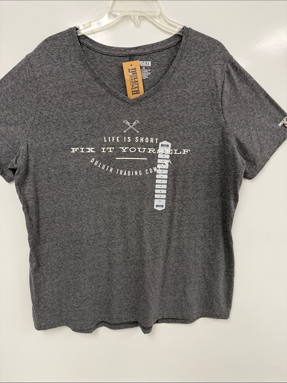 Duluth Trading Co Women's Charcoal 'Fix It Yourself' V‑Neck Tee 1X